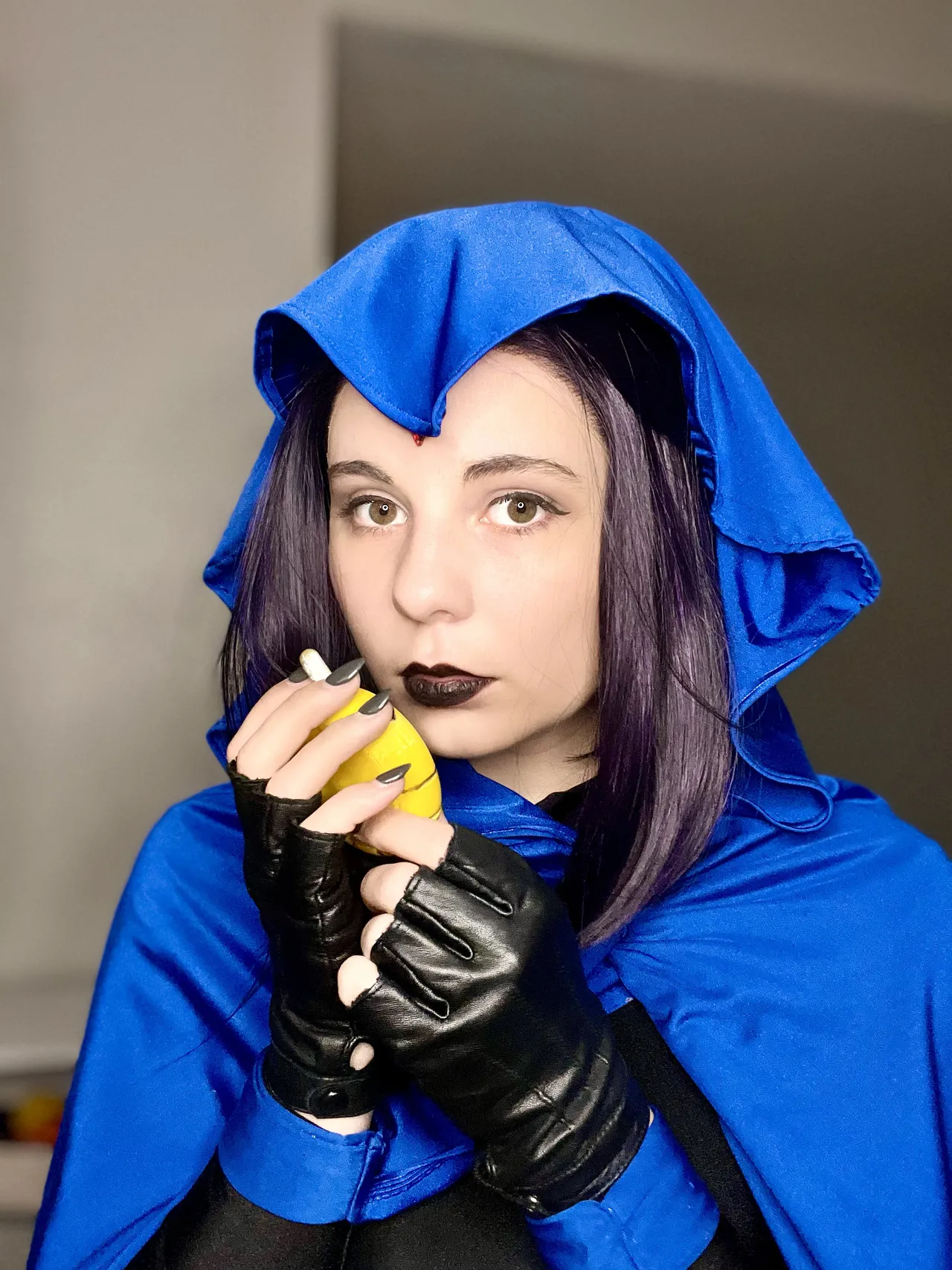 Maniac Megan - Raven - Image 1