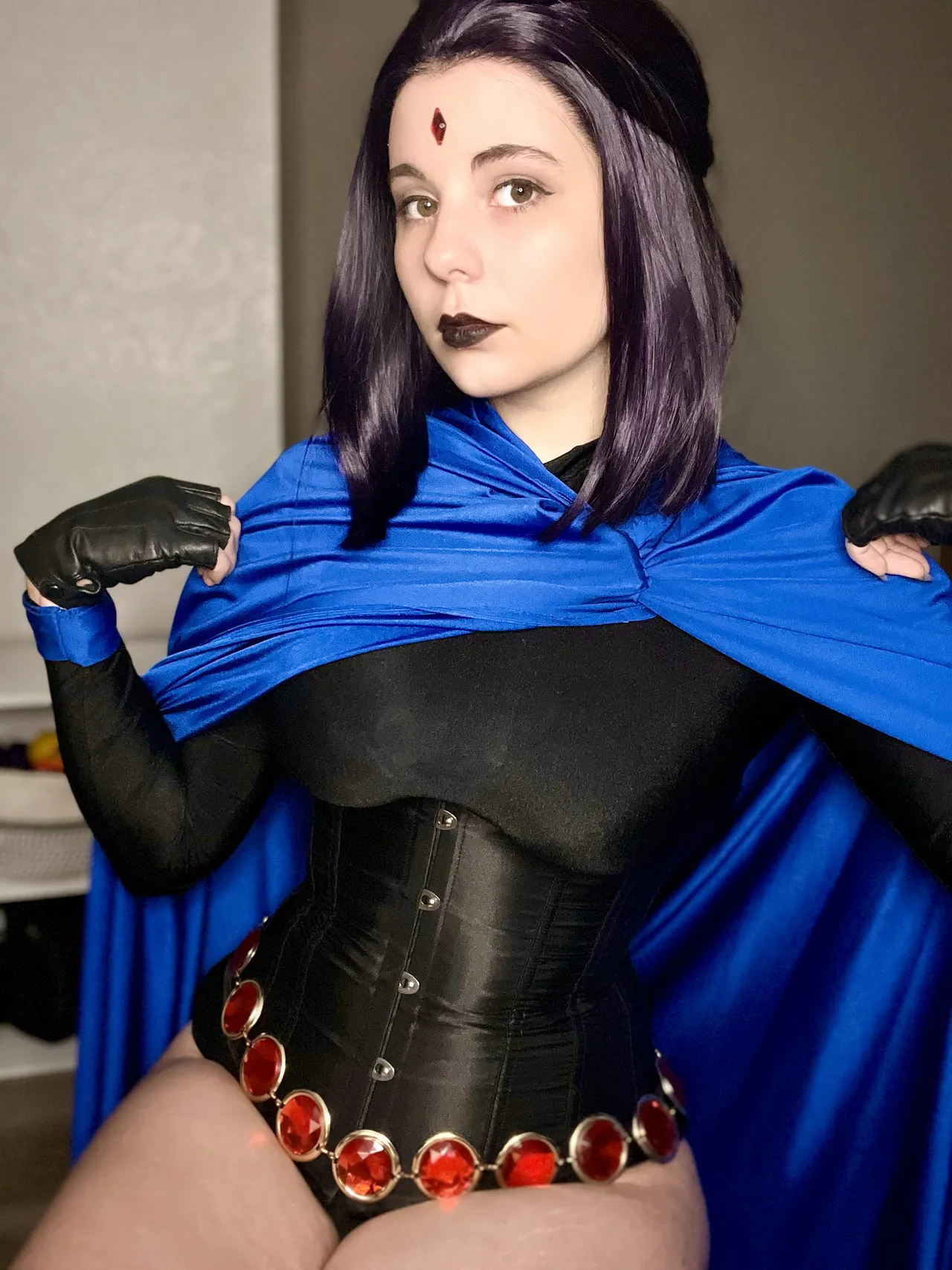 Maniac Megan - Raven - Image 11