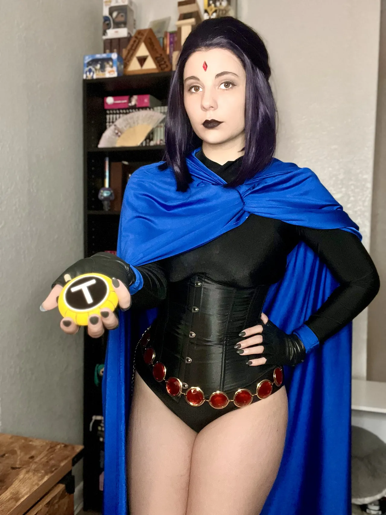 Maniac Megan - Raven - Image 18