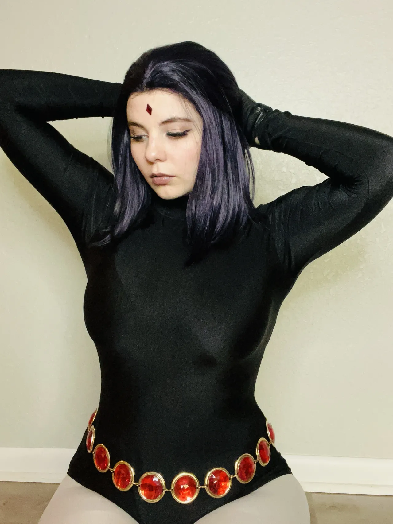 Maniac Megan - Raven - Image 30