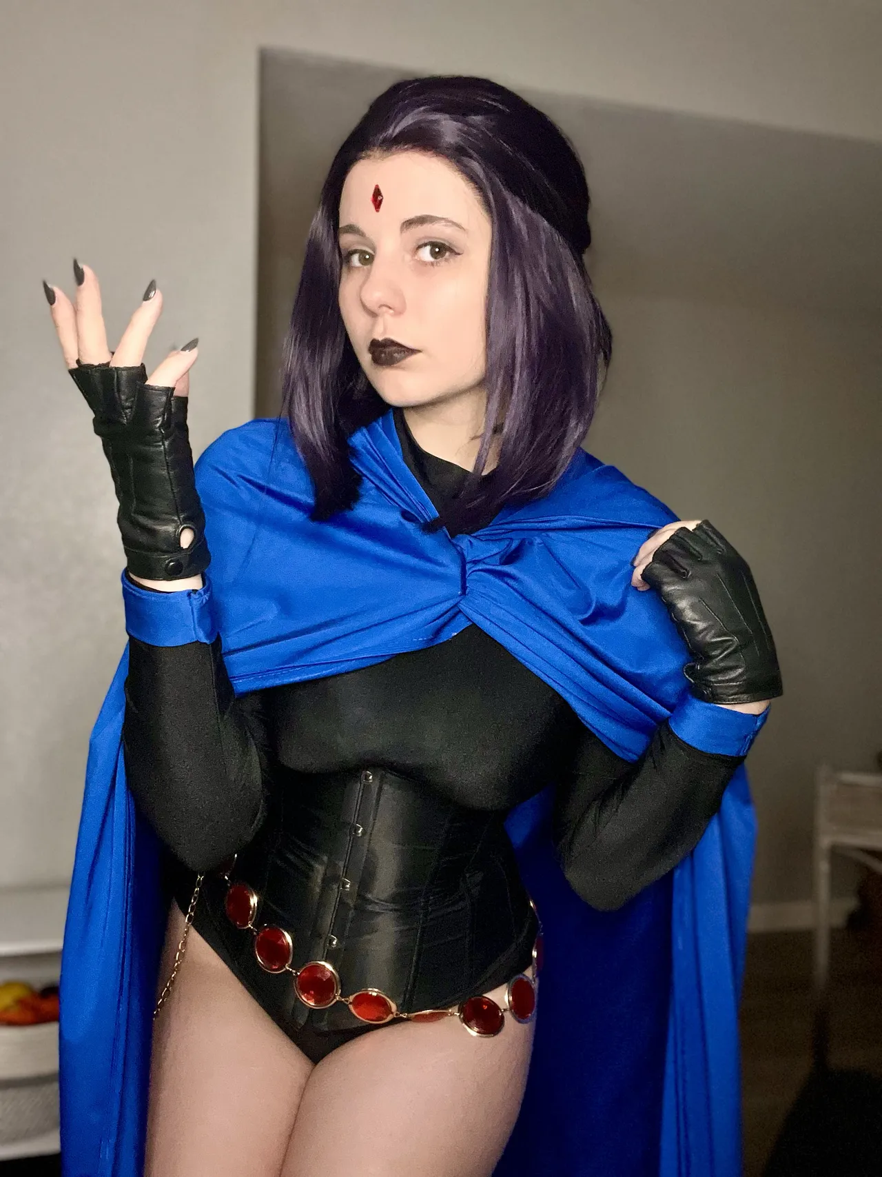 Maniac Megan - Raven - Image 5