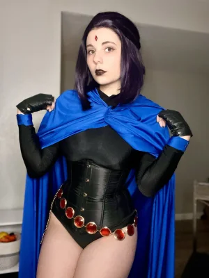 Maniac Megan - Raven - Page 16