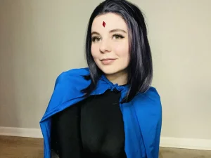 Maniac Megan - Raven - Page 24