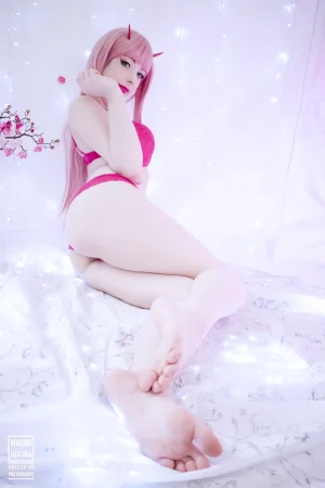 Mikomi Hokina - Feet Collection - Page 91