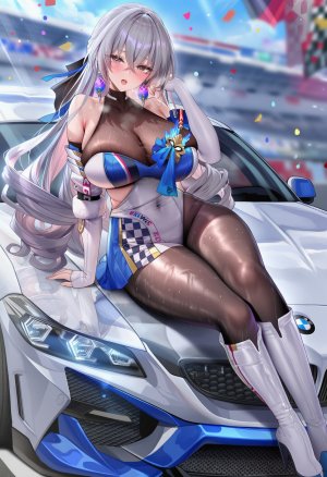 MWD 赛车女郎1