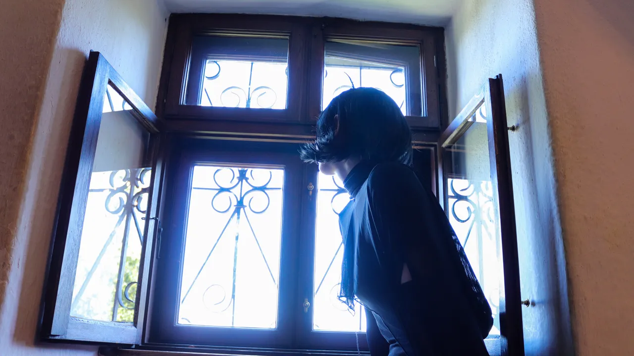 Nami Ayashi - Mavis - Image 5