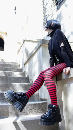 Nami Ayashi - Mavis - Page 17