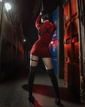 Nelly Laufeyson - Ada Wong - Page 2