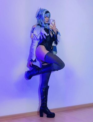 Nozzomi cosplay - Eula - Page 6