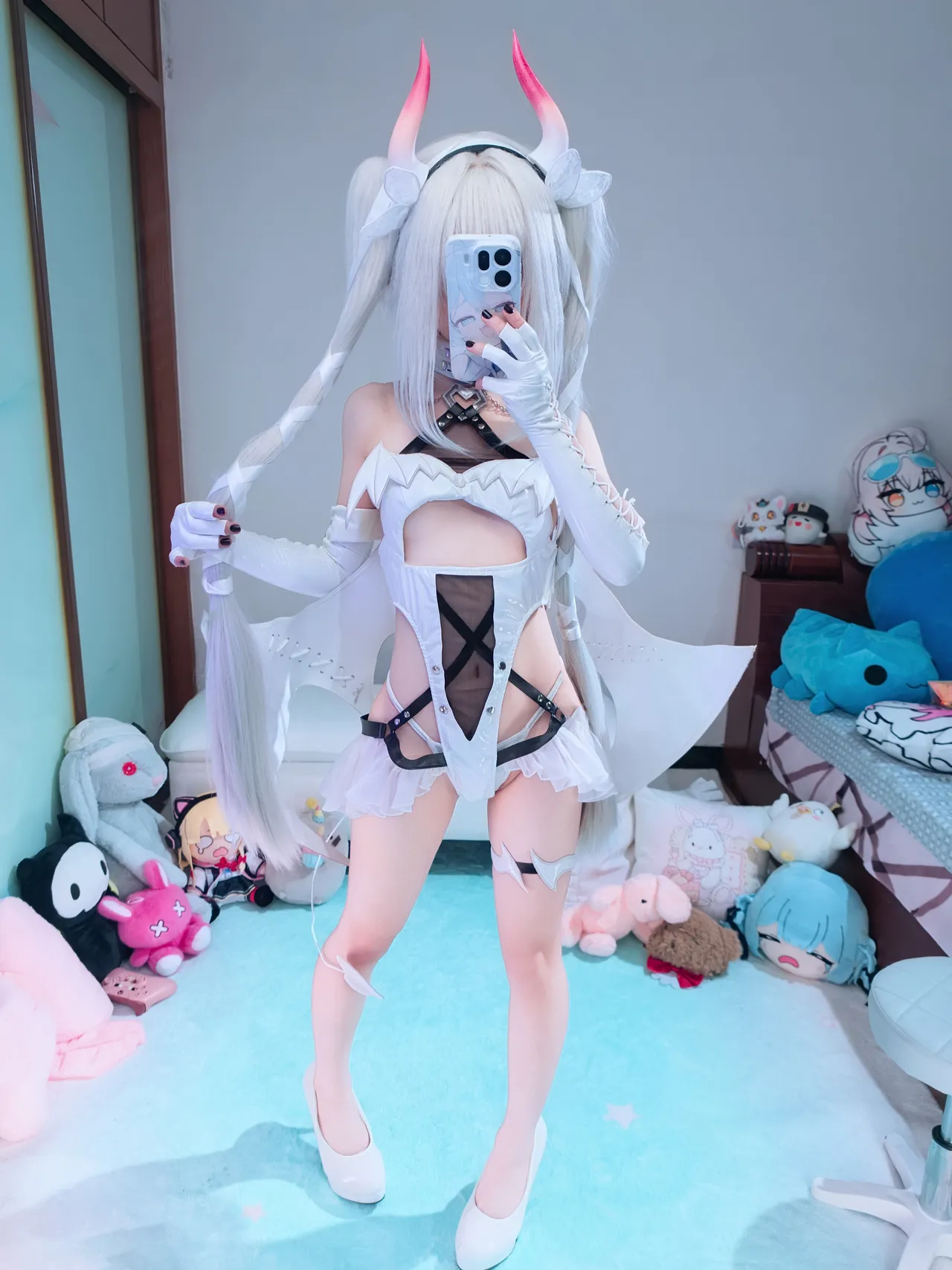 Reng-nikke白兔 恶魔 - Image 4