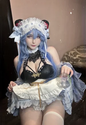 Risas chhh - Christmas Ganyu - Page 10