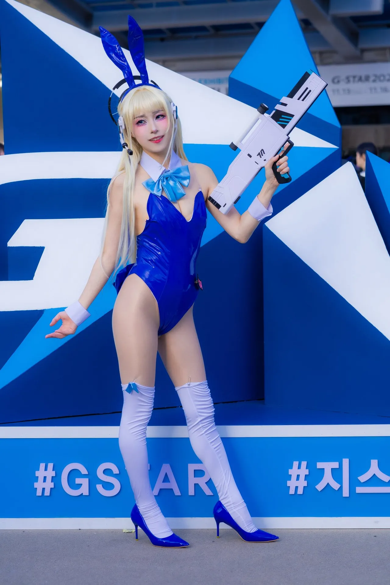 Rosa로사 - Bunny Toki - Image 1