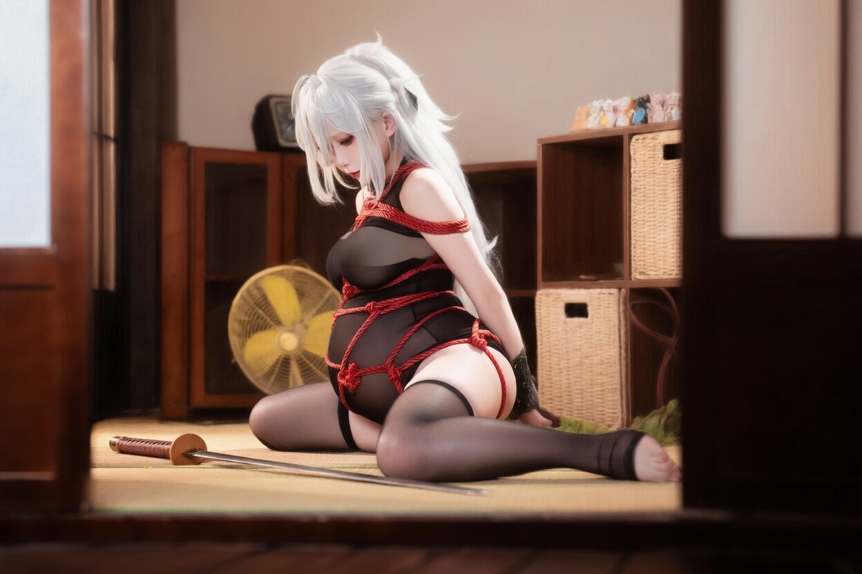 RtsuHakuhou cosplay pregnant - Image 1