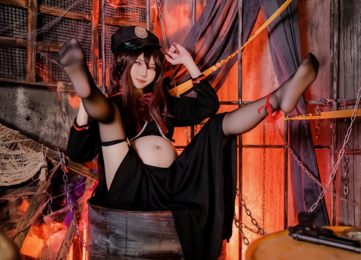 Sally dorasnow Genshin impact-Hu Tao-Cosplayer pregnantAI - Image 13