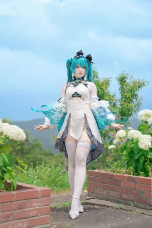 Saya Scarlet - Miku Thumbnail