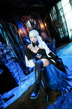 Shooting Stars Saku - Winter Queen - Page 70