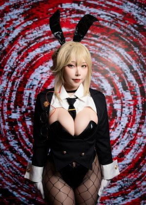 Silent as the night, sharp as a falling star Shooting Star Saku - Page 8