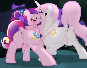 Succubisamus The Chocolate Pack 1 Messy Mares - Page 3