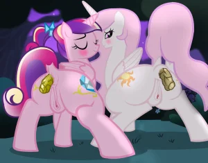 Succubisamus The Chocolate Pack 1 Messy Mares - Page 5