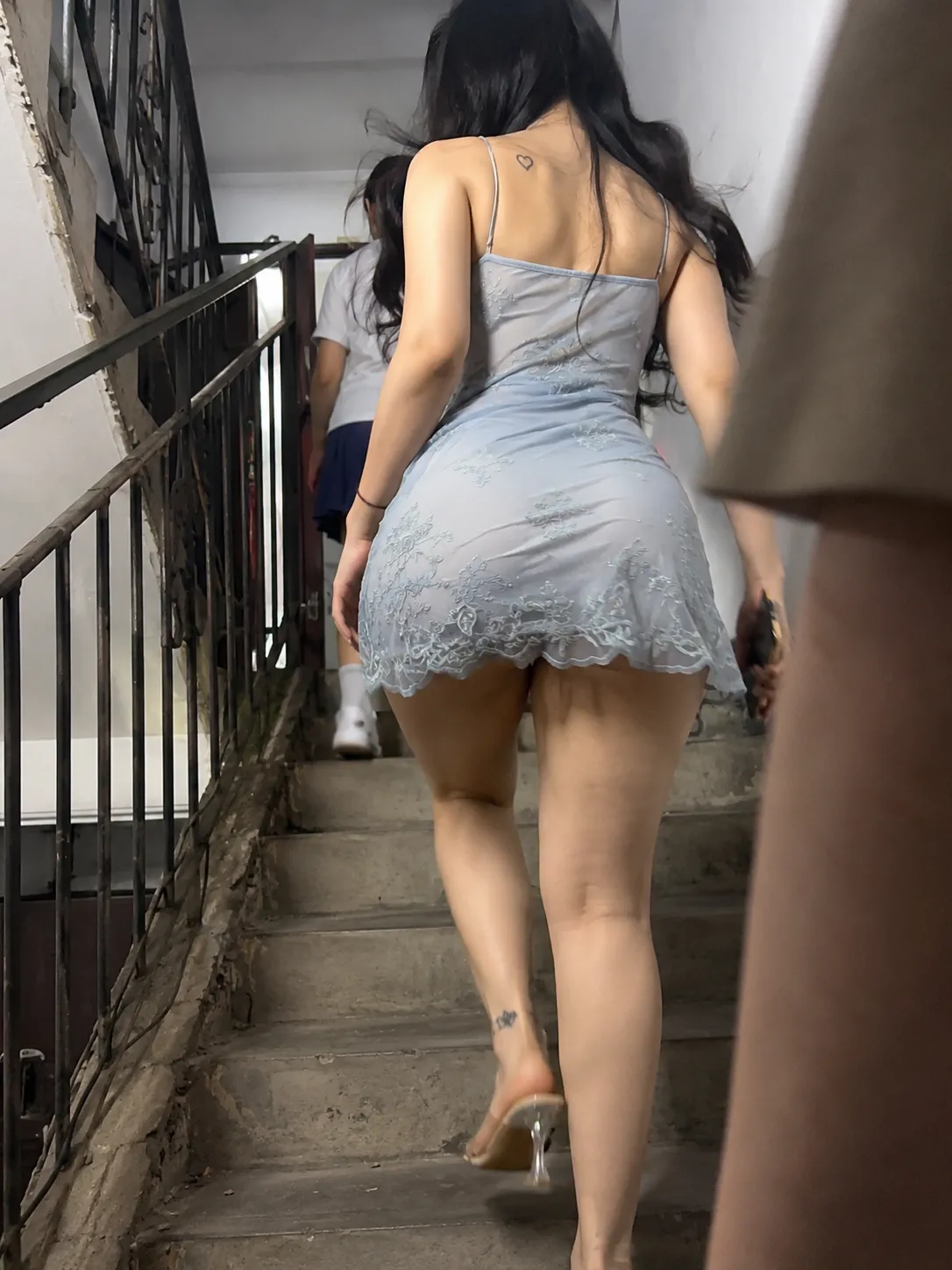 The girl you see every day but never talk to 每天见面却从未说过话的女孩 - Image 263