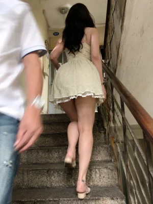The girl you see every day but never talk to 每天见面却从未说过话的女孩 - Page 221