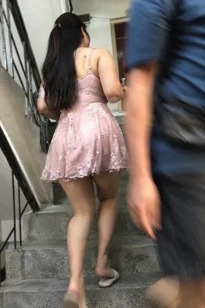 The girl you see every day but never talk to 每天见面却从未说过话的女孩 - Page 262