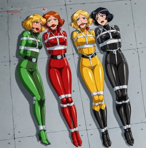 Totally Spies - Page 446