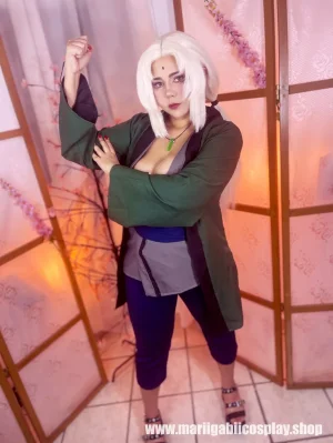 Tsunade Senju - Page 4