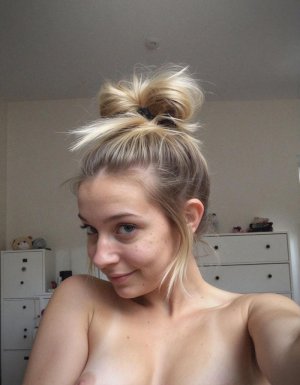 various artists Synthetic Selfies - Page 84