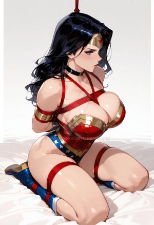 Wonder Woman - Page 304