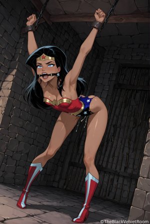 Wonder Woman - Page 343