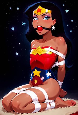 Wonder Woman - Page 908