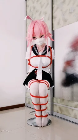 Yae Sakura Bondage - Page 5