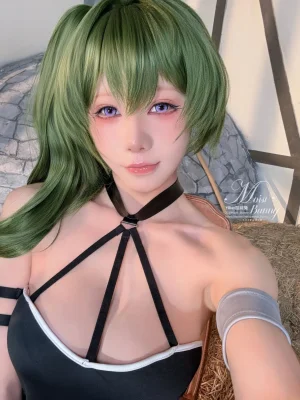 Yiko湿润兔 - 葬送的芙莉莲 尤贝尔 - Page 69