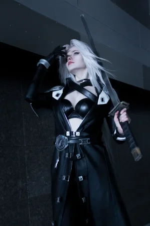 ZUZA cosplay - Sephiroth - Page 11