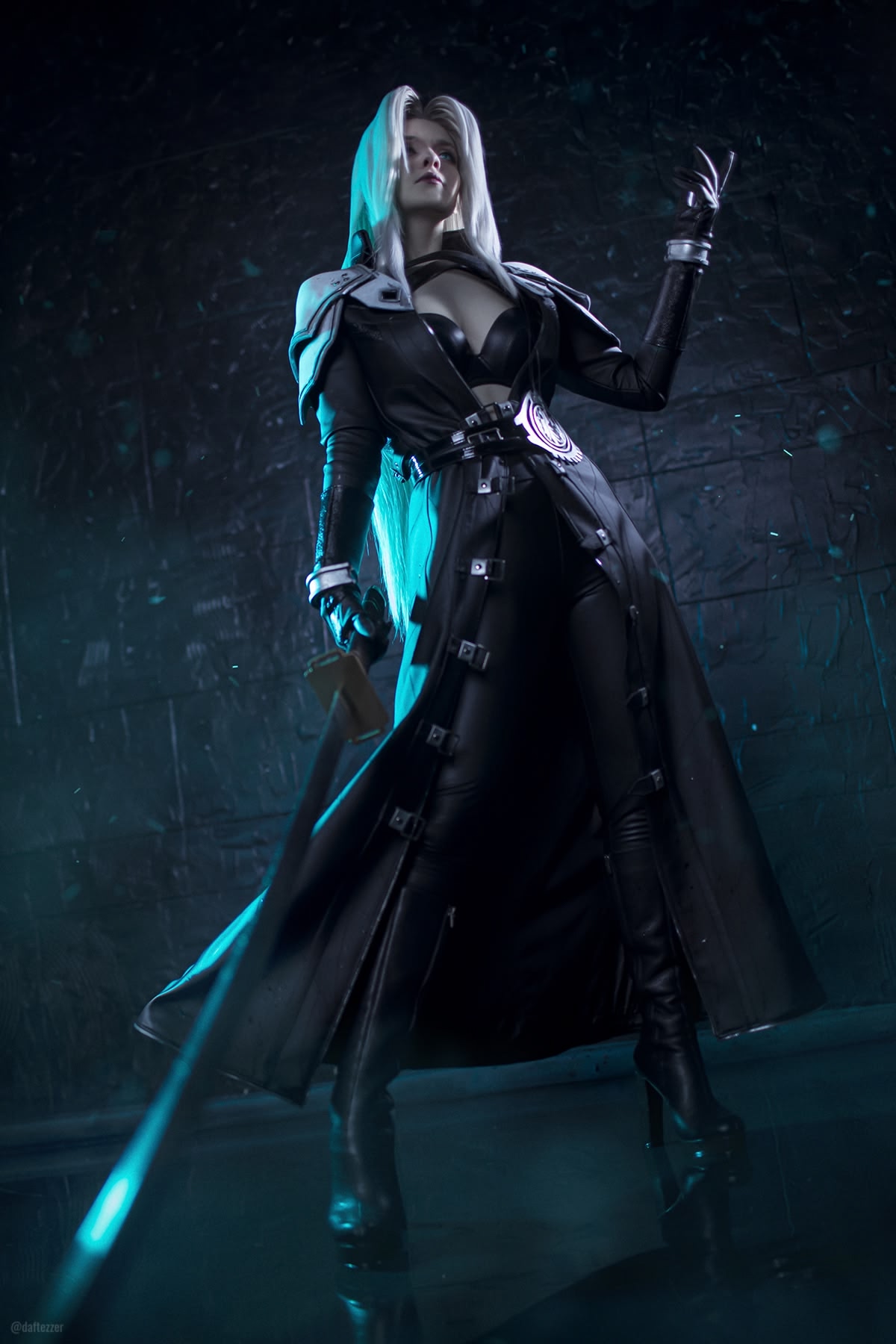 ZUZA cosplay - Sephiroth - Image 1